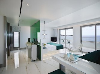 Gold Princess Suite Sea Front Panoramic View