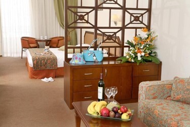 Family Suite Inland View