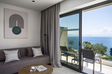 Deluxe Room Sea View Main Building or Bungalow