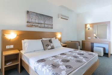 Junior Suite Open-Air Jacuzzi Panoramic & Sea View