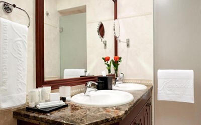 Deluxe 3 Bedroom Suite