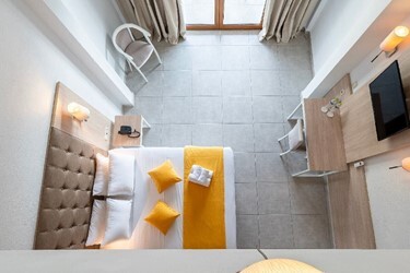 Maisonette with Sea View