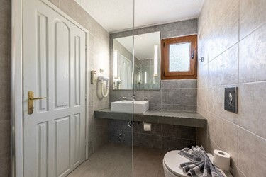 Maisonette with Sea View