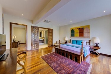 Paradise Suite