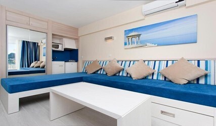 Studio (2 Adults + 1 Child)