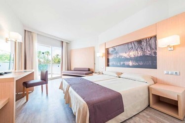 Twin Room With Balcony