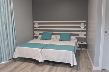Deluxe Studio