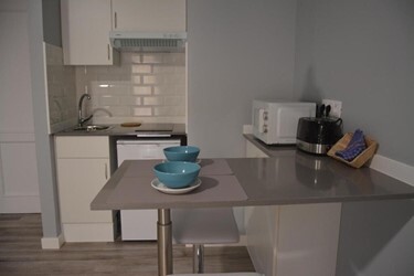 Deluxe Studio