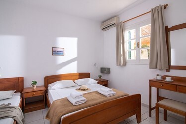 Family Apartment with Sea View A/C