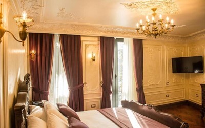 Deluxe Double Room with Balcony