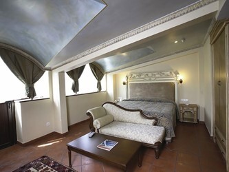Deluxe Rooms