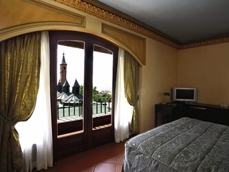 Deluxe Rooms