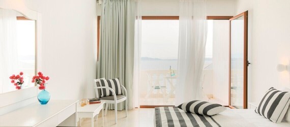 Double Room Side Sea View or Sea View