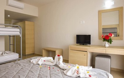 Family Room with Bunk Beds