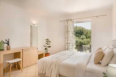 Double Room Superior with Side Sea View