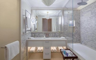Suite 2 Bedroom Sea View