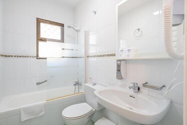 1 Bedroom Apartment with balcony