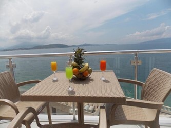 Deluxe Room with Sea View
