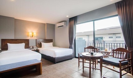 Standard Twin Room