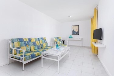 2 Bedroom Family Room