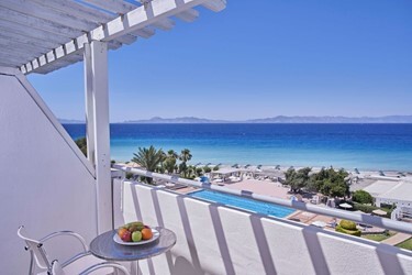 Family Room Land View or Sea View