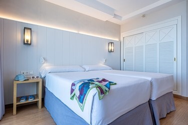 Select Room