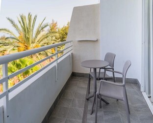 Suite Balcony or Terrace, Golf View