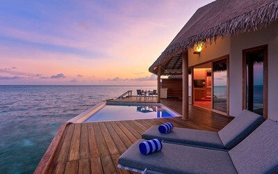 Water Suite with Pool