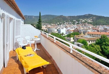 DBL with Balcony Standard