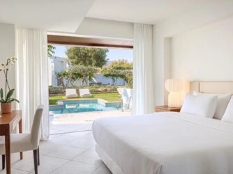 2-Bedroom Family Suite Garden View Private Pool