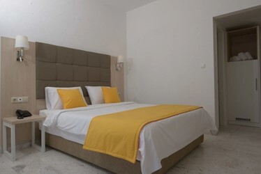 Double Room Standard with Garden View