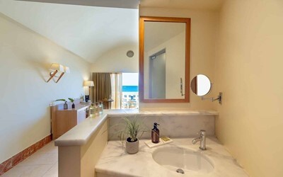 Twin/Double Beach Front