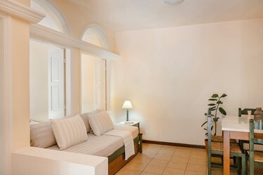 Family Room 1 BedRoom with Garden View