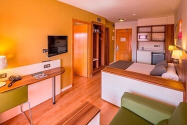 Family Suite Plus