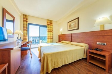 Twin - Double Room - Pool View
