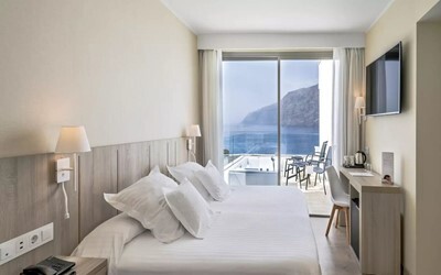 Deluxe Balcony or Terrace, with Hydromassage Bath, Sea View