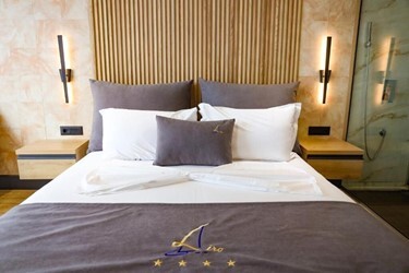 Deluxe Sea View