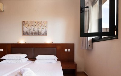 Studio Standard Garden View