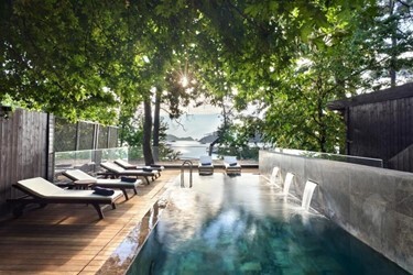 Premium Villa Garden View