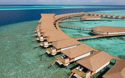 Sunset Water Bungalow Jacuzzi