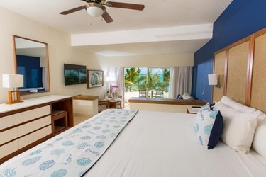 Junior suite ocean front premium
