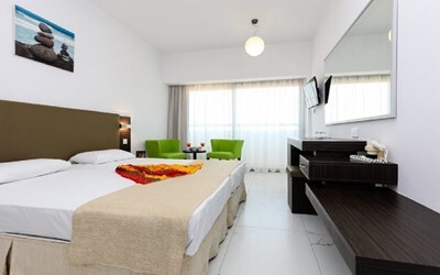 Superior Twin Room Side Sea View