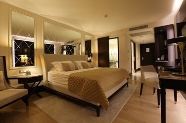 Superior Room Side Sea View