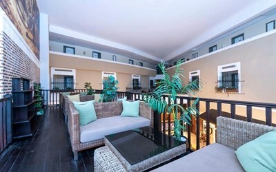 Suite Junior, Superior