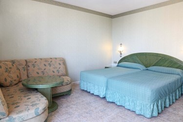 Standard Room with Balcony Sea View