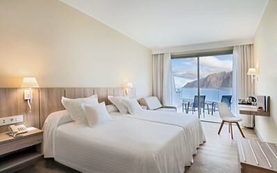 Deluxe Balcony or Terrace, Sea View