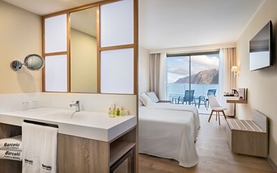 Deluxe Balcony or Terrace, Sea View