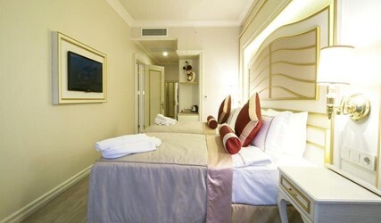 Two Connecting Double Rooms