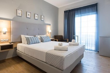 Superior Studio with Pool and Sea View