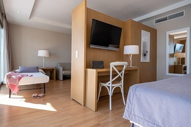 Junior Suite Room